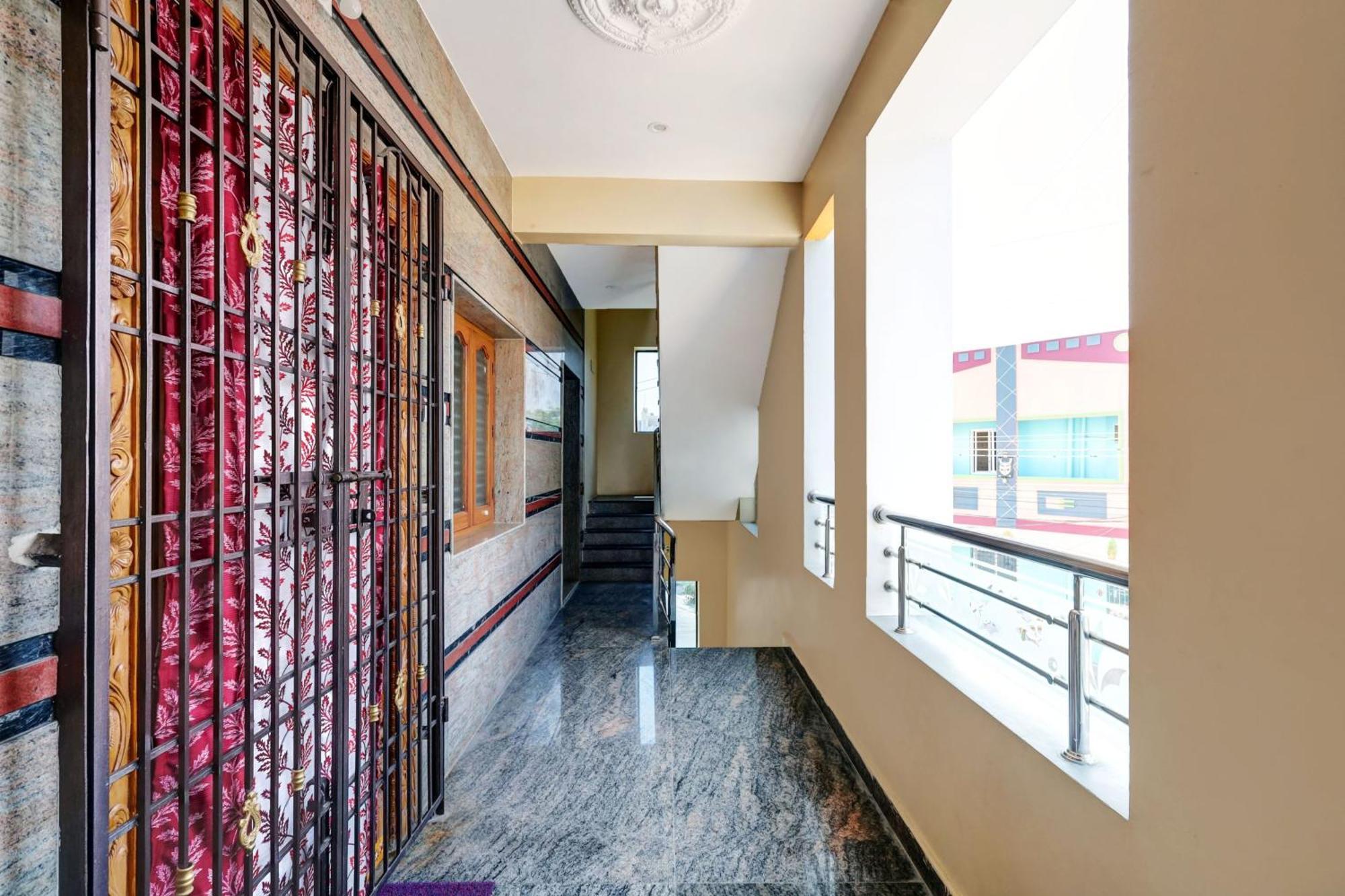 Sri Sakthi Home Stay - Beyond The Expectations- 10 To 15 Minutes Drive From Railway Station And Bus Station Tirupati Bagian luar foto
